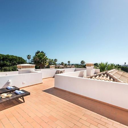 Modern And Spacious Two Bedroom Apartment Carvoeiro  Eksteriør bilde