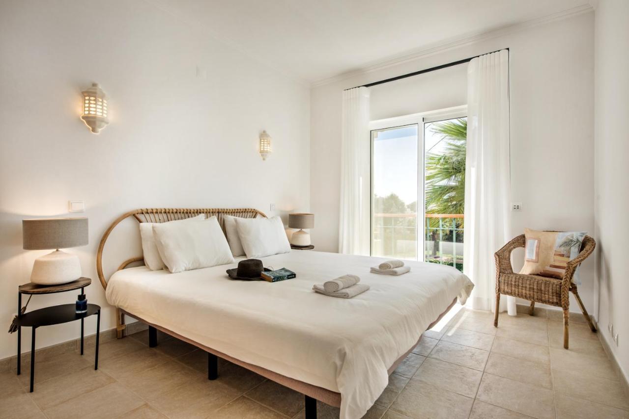 Modern And Spacious Two Bedroom Apartment Carvoeiro  Eksteriør bilde