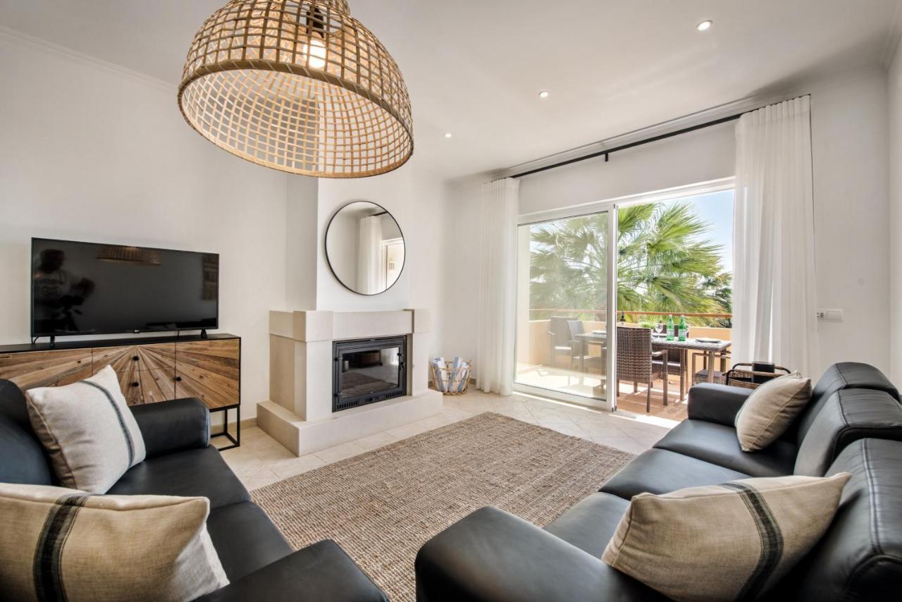 Modern And Spacious Two Bedroom Apartment Carvoeiro  Eksteriør bilde